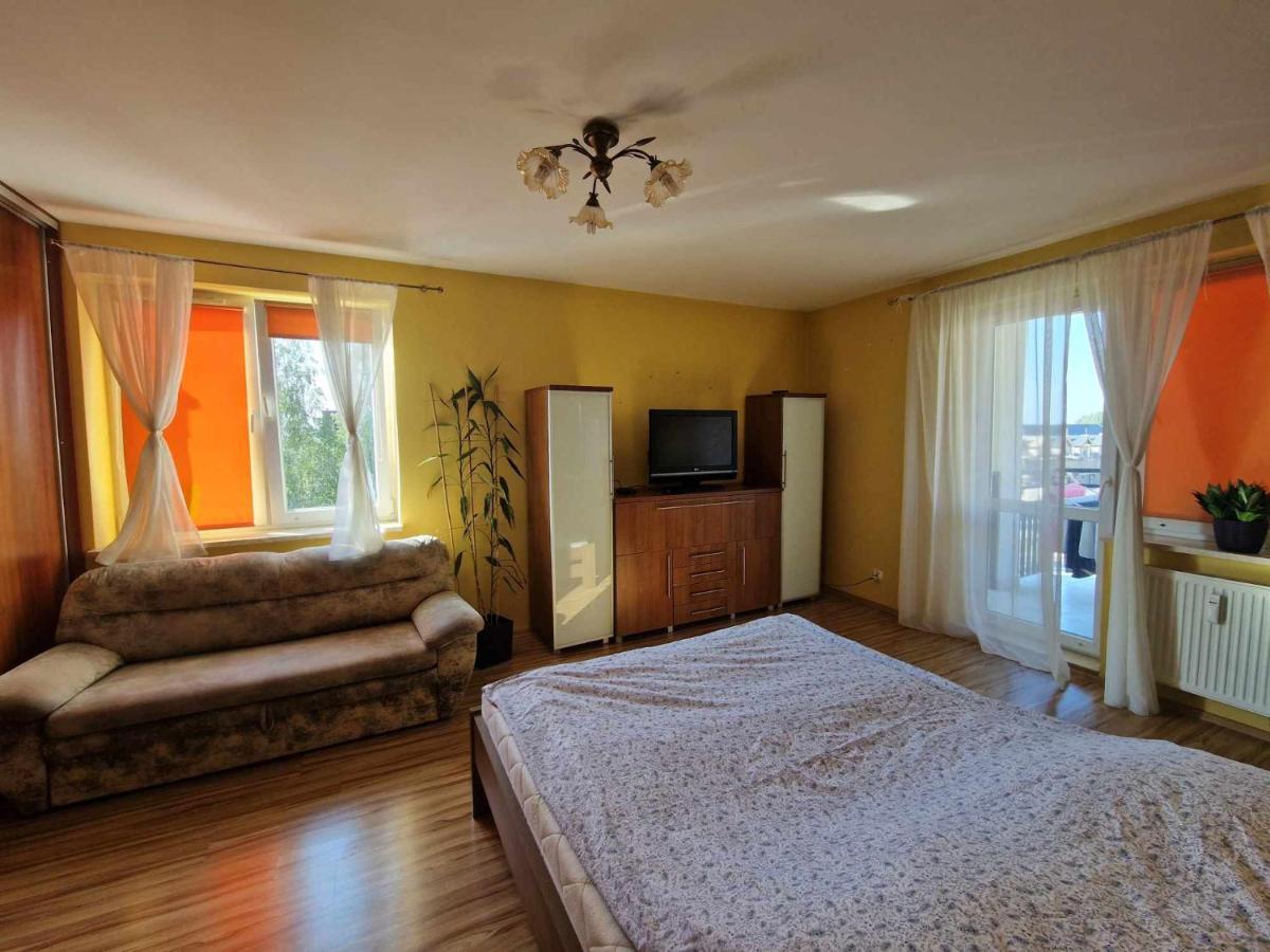 Apartament Dla Dwojga Krasnik Apartment Bagian luar foto